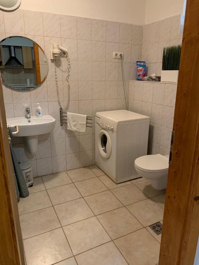 Hi Downtown Apartment A12 บูดาเปสต์ ภายนอก รูปภาพ
